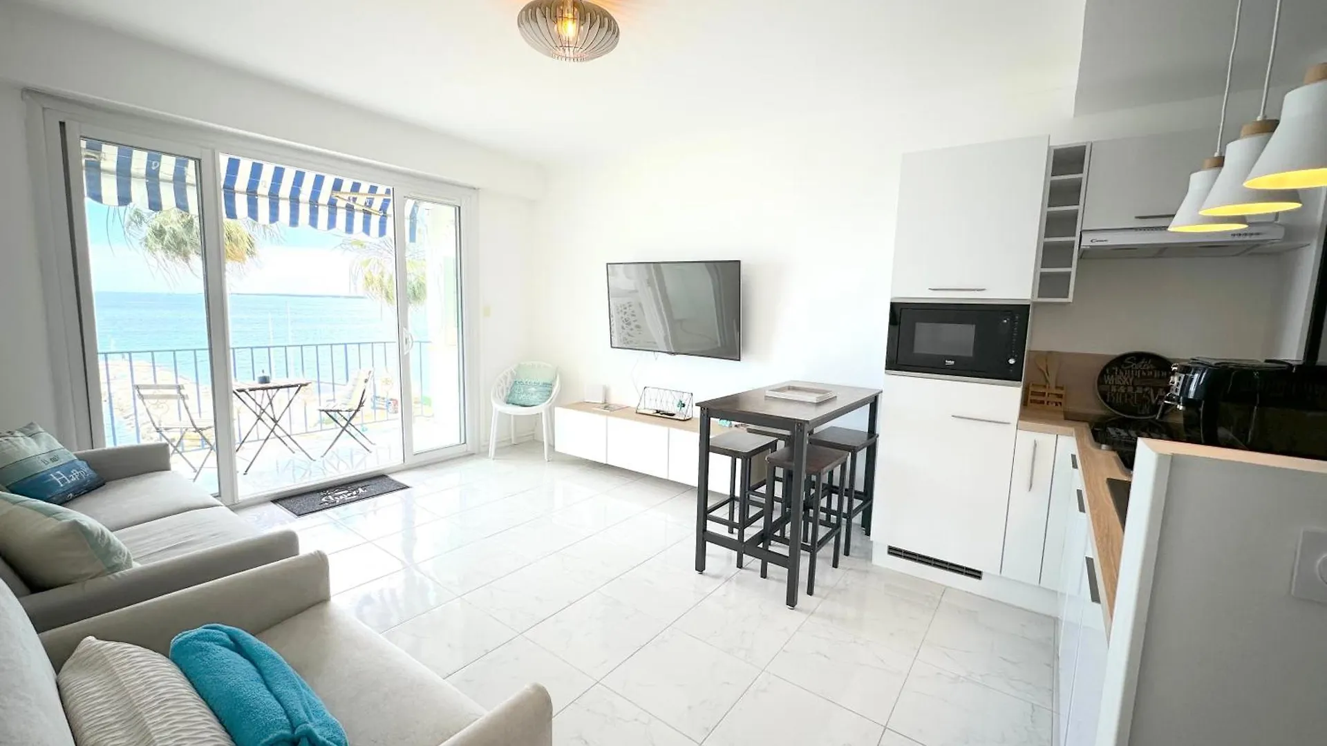 Ravissant T1 Au Bord De L'Eau Juan Les Pins Apartment Antibes France